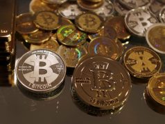 Почему вам стоит покупать биткойны в 2017