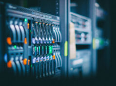 Клиенты мультикарты Curve смогут отправлять деньги в 25 разных валютах