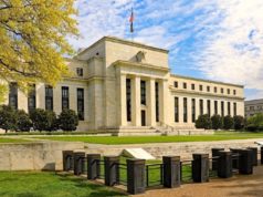 Таможня США будет отслеживать транзакции с криптовалютами