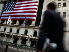 Глава финразведки США указал банкам на риски операций с криптовалютами