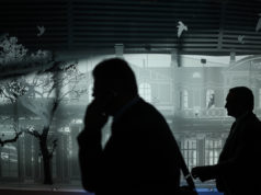 Сенатор Уоррен: «Криптовалюты — это новые теневые банки»