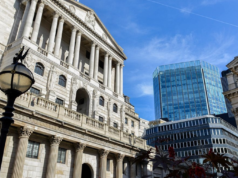 Банк Англии создает финансовую «подушку» из-за связанных с криптовалютами рисков
