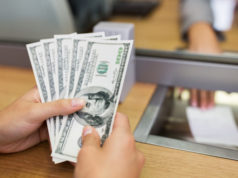 НБУ разрешил банкам продавать больше валюты гражданам