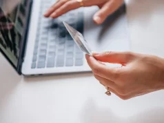 НБУ запросил у банков отчет по карточным переводам украинцев