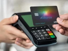 Выпущены первые в мире банковские карты с OLED-дисплеями