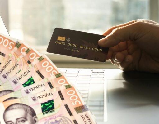 Нацбанк ввел новые правила для платежных сервисов